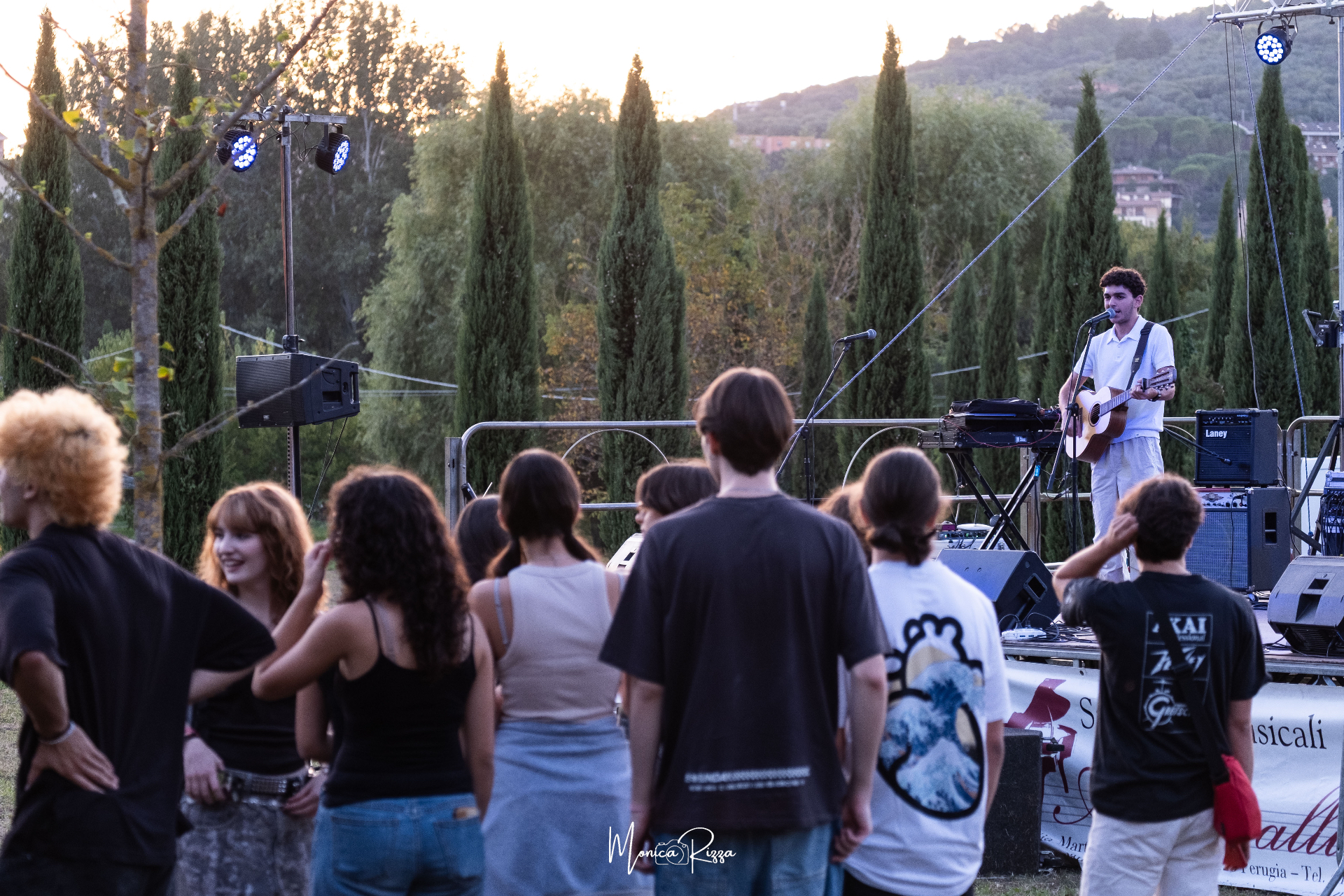 La folla al Jam Park